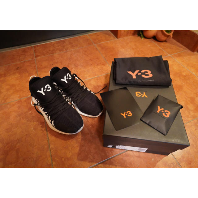 Y-3(ワイスリー)のY3 kusari スニーカー メンズの靴/シューズ(スニーカー)の商品写真