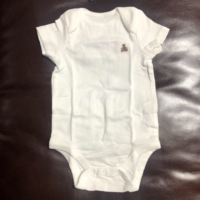 babyGAP(ベビーギャップ)の【最終価格】新品 GAP BABY ロンパース 白 ベア 新生児 60 キッズ/ベビー/マタニティのベビー服(~85cm)(ロンパース)の商品写真