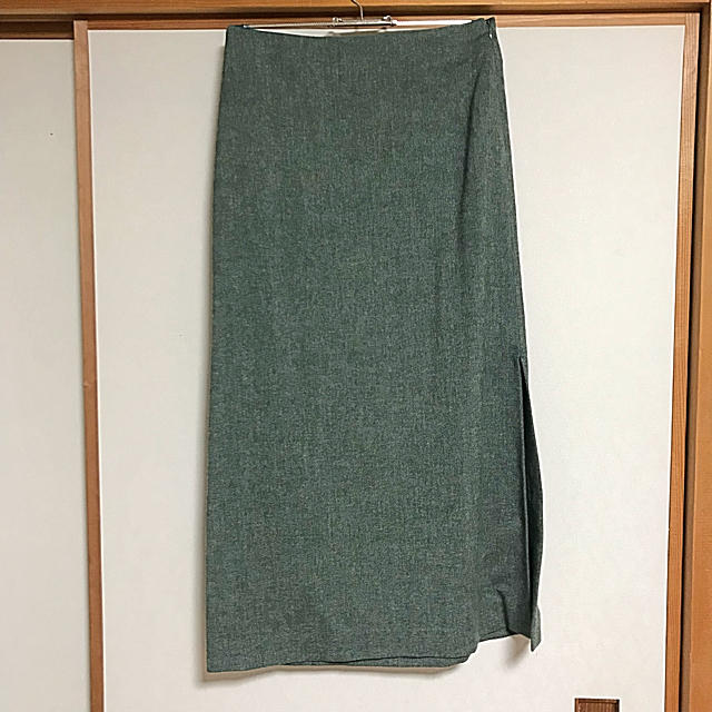 TOMORROWLAND(トゥモローランド)のトゥモローランド ロングスカート 38サイズ レディースのスカート(ロングスカート)の商品写真