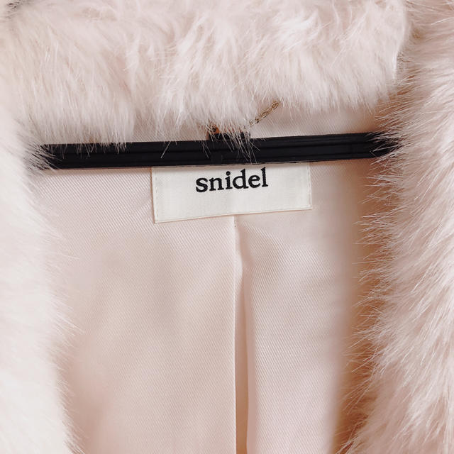 SNIDEL(スナイデル)のエコファーコート レディースのジャケット/アウター(毛皮/ファーコート)の商品写真
