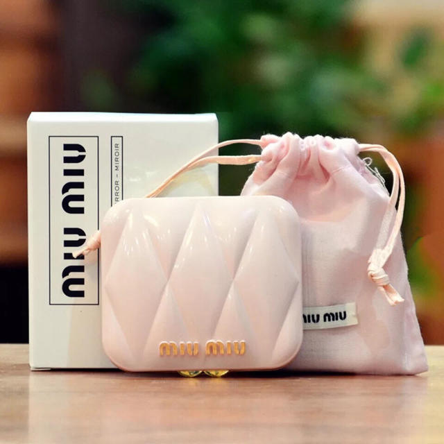 miumiu(ミュウミュウ)のミュウミュウ 香水 ミラー miumiu  レディースのファッション小物(ミラー)の商品写真