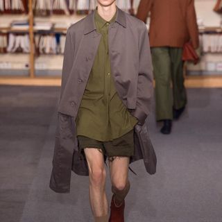 ドリスヴァンノッテン(DRIES VAN NOTEN)の@blueprintさま dries van noten ステンカラーコート(ステンカラーコート)