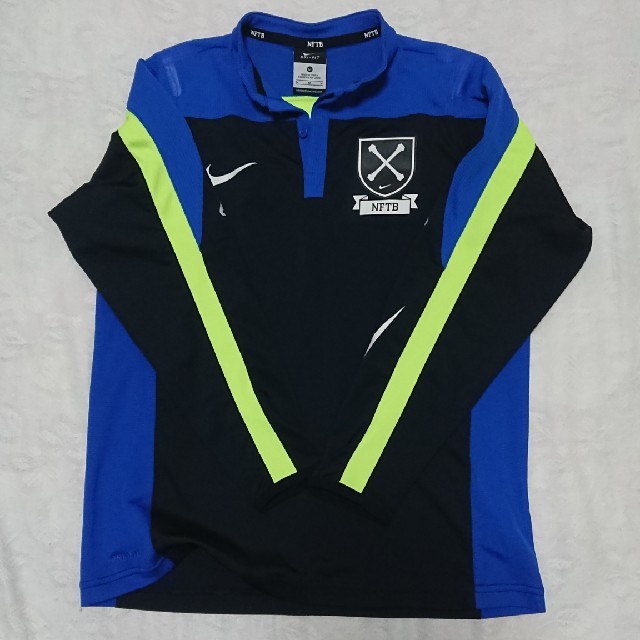 NIKE(ナイキ)のラッシュガード キッズ/ベビー/マタニティのキッズ服男の子用(90cm~)(水着)の商品写真