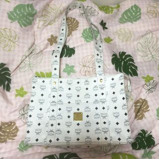 エムシーエム(MCM)のMCM ♡ 希少ホワイト トートバッグ(トートバッグ)