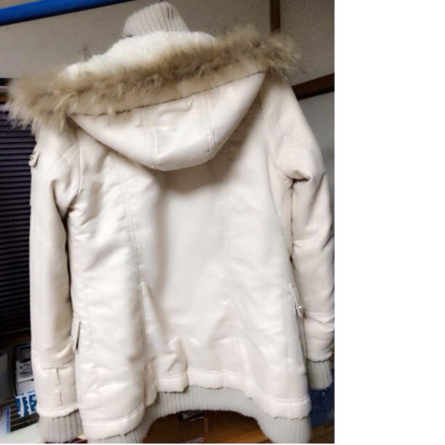 CECIL McBEE(セシルマクビー)のミリタリーコート ホワイト レディースのジャケット/アウター(モッズコート)の商品写真
