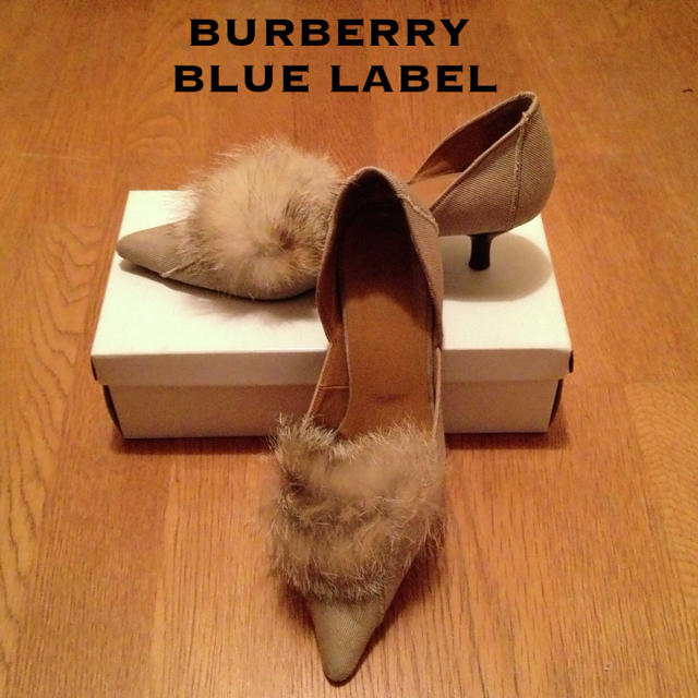 BURBERRY(バーバリー)のBURBERRY♡ファー付きパンプス レディースの靴/シューズ(ハイヒール/パンプス)の商品写真