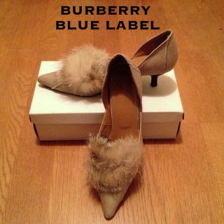 バーバリー(BURBERRY)のBURBERRY♡ファー付きパンプス(ハイヒール/パンプス)