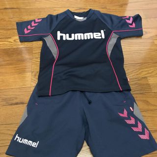 ヒュンメル(hummel)の美品ヒュンメル 上下セット130，半袖T・ハーフパンツ，サッカー用練習着(ウェア)