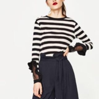 ザラ(ZARA)のZARA♡袖シースルー×フリル ボーダーニット(ニット/セーター)