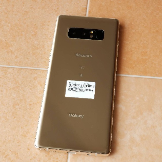 SAMSUNG(サムスン)のイヤホン付き 傷ほぼなし Galaxy note8 ゴールド スマホ/家電/カメラのスマートフォン/携帯電話(スマートフォン本体)の商品写真