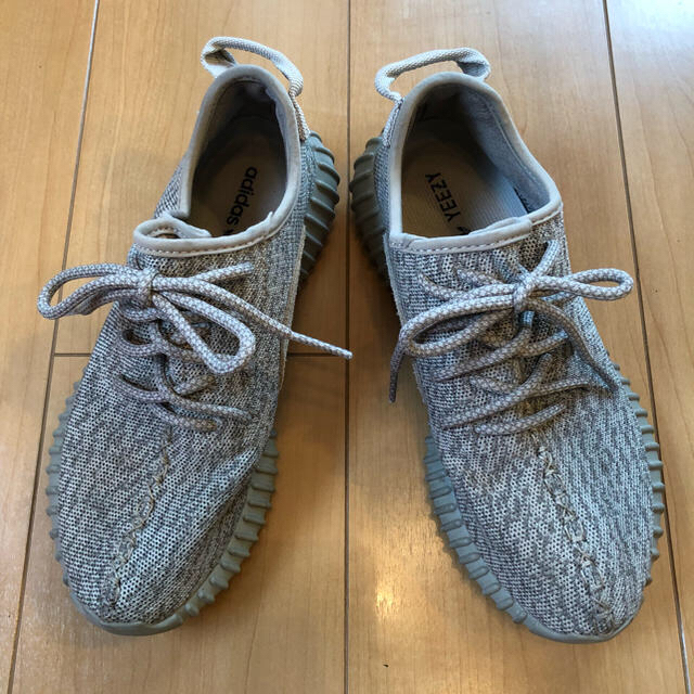 値下げ‼️yeezy Boost 350 V2 23.5cm moonrock