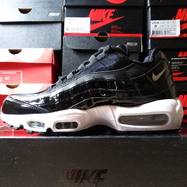 NIKE(ナイキ)の売切価格 AIR MAX 95 廃盤 極美品 メンズの靴/シューズ(スニーカー)の商品写真