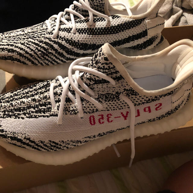 adidas(アディダス)のyeezy boost 350v2 zebra メンズの靴/シューズ(スニーカー)の商品写真