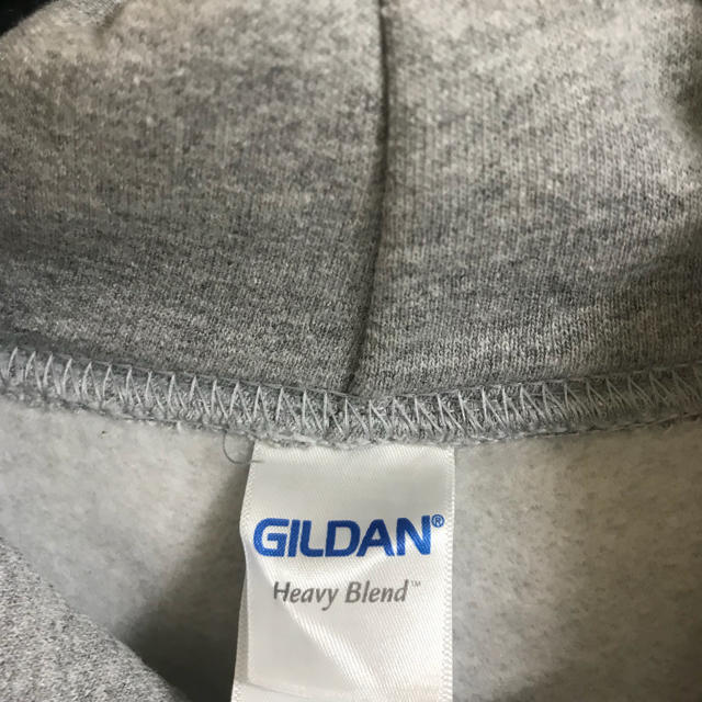 GILDAN(ギルタン)のgildan パーカー メンズのトップス(パーカー)の商品写真