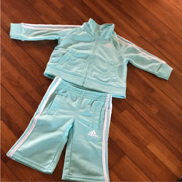 adidas(アディダス)のアディダス セットアップ 70cm キッズ/ベビー/マタニティのベビー服(~85cm)(その他)の商品写真