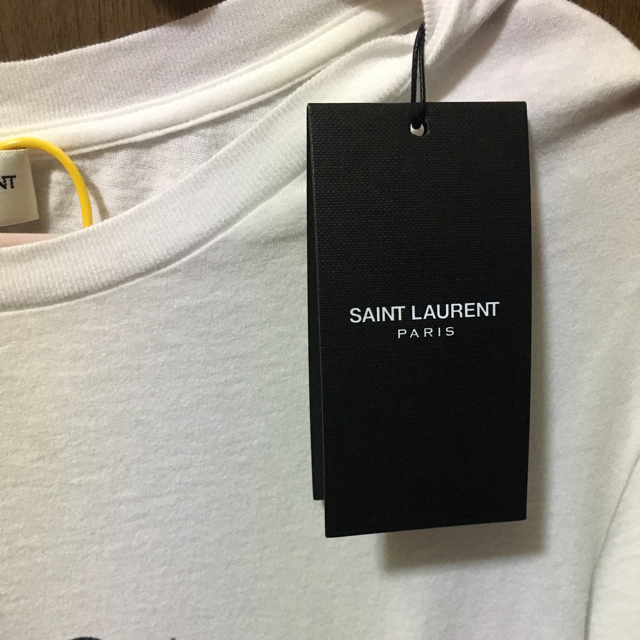 Saint Laurent(サンローラン)のSな様専用 サンローラン 安室奈美恵 着用 レディースのトップス(Tシャツ(半袖/袖なし))の商品写真