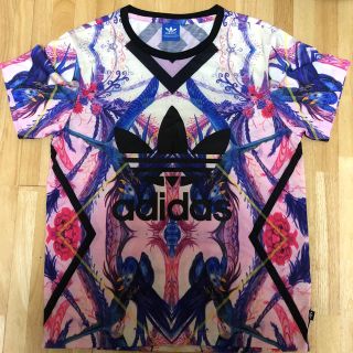 アディダス(adidas)のadidasTシャツ(Tシャツ(半袖/袖なし))