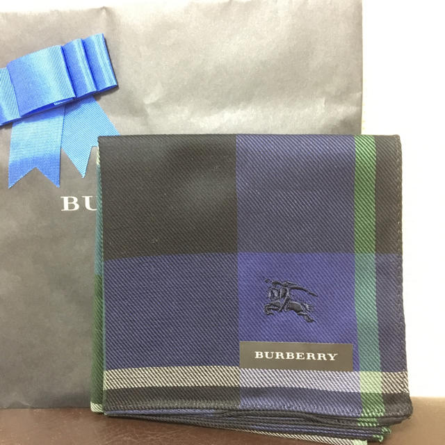 BURBERRY(バーバリー)のBurberryハンカチ☆kouya☆様専用 メンズのファッション小物(ハンカチ/ポケットチーフ)の商品写真