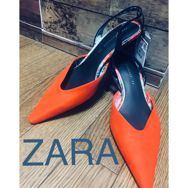 ZARA(ザラ)のZARA オレンジ花柄 ローヒール ミュール パンプス レディースの靴/シューズ(ミュール)の商品写真