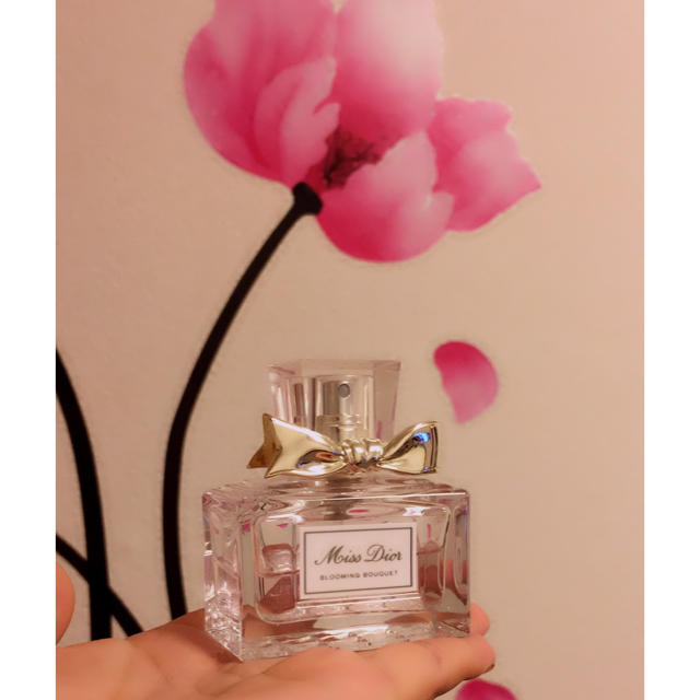 Dior(ディオール)のDior 香水 BLOOMING  コスメ/美容の香水(香水(女性用))の商品写真