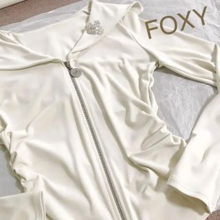 フォクシー(FOXEY)のDAISY LIN for foxy ラストパーカ(パーカー)