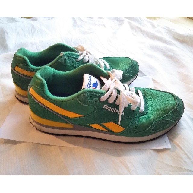 Reebok - 【Reebok スニーカー】緑×黄色 メンズ 26cmの通販 by Reebok - 【Reebok スニーカー】緑×黄色 メンズ 26cmの通販 by