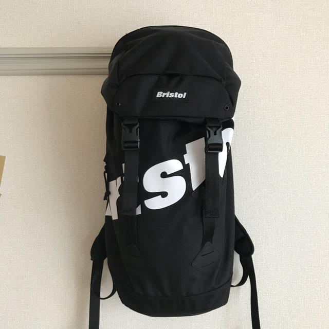 FCRB 18SS NEW ERA BIG LOGO RUCKSACK