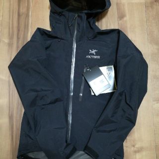 新品！アークテリクス ARC'TERYX  アルファ　メンズXS