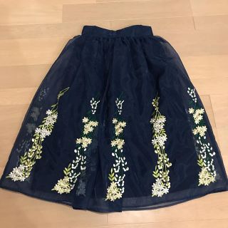 トッコ(tocco)のtocco 刺繍スカート オーガンジー  トッコ(ひざ丈スカート)