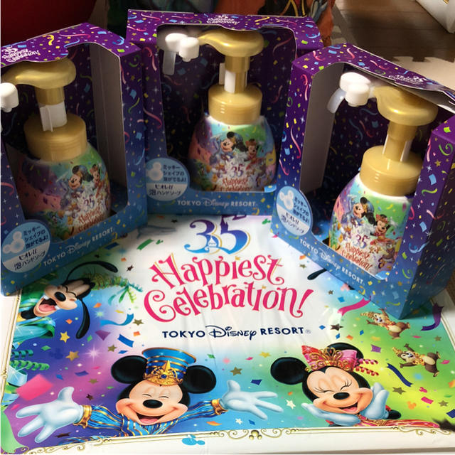 Disney - 3個セット♡35周年♡ミッキーシェイプの泡ハンドソープ♡の通販 by kyana's shop｜ディズニーならラクマ