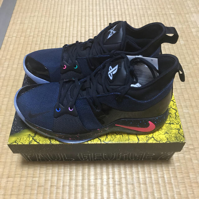 NIKE(ナイキ)のNIKE PG2 EP プレイステーション 28㎝ メンズの靴/シューズ(スニーカー)の商品写真