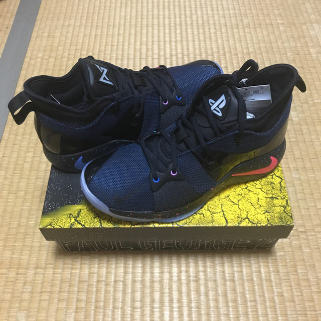 NIKE(ナイキ)のNIKE PG2 EP プレイステーション 28㎝ メンズの靴/シューズ(スニーカー)の商品写真