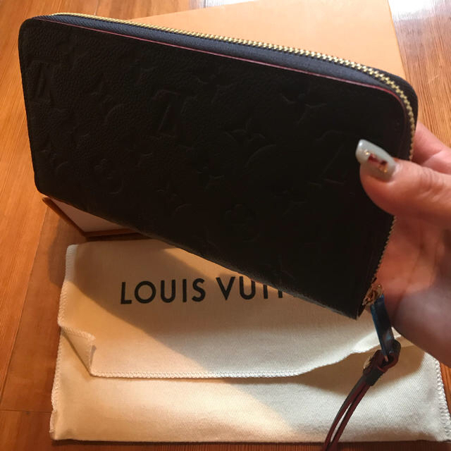 お取扱店 LOUIS VUITTONヴィトンモノグラム・アンプラント 長財布 財布