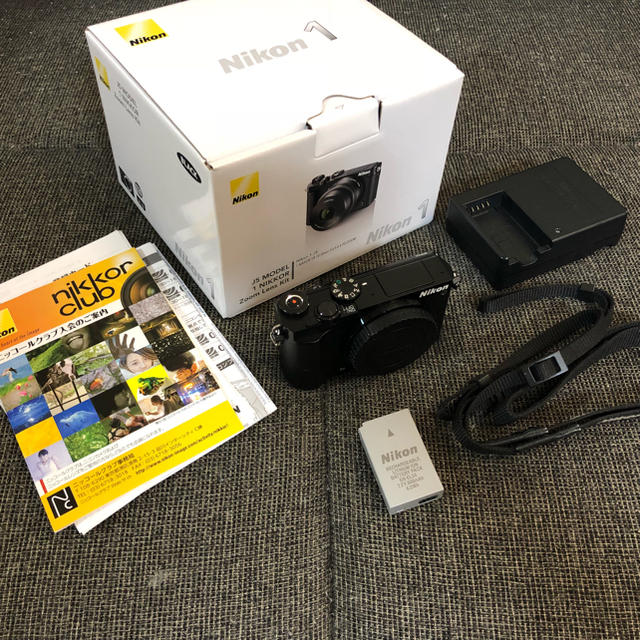 Nikon 1 J5 ボディ ブラック