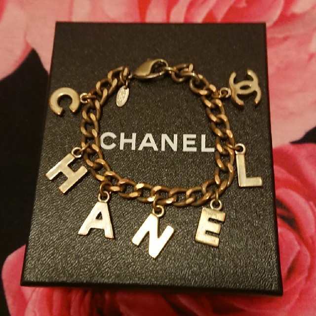 CHANEL(シャネル)のヴィンテージCHANELブレスレット レディースのアクセサリー(ブレスレット/バングル)の商品写真