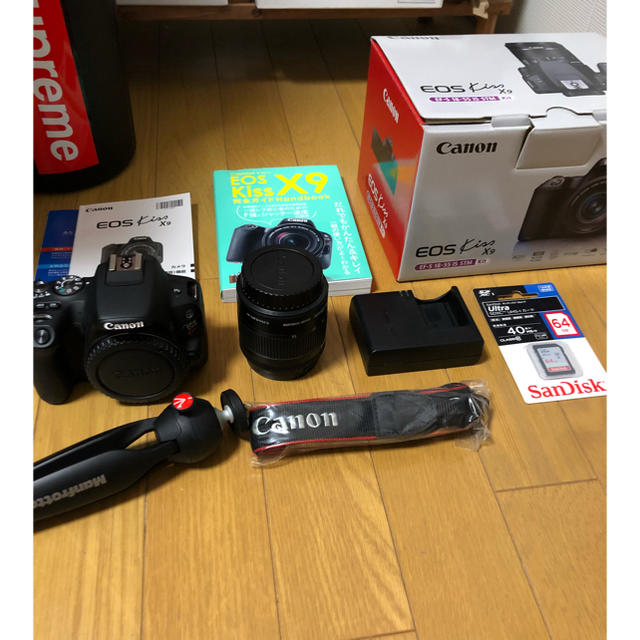 最終値下げ！送料無料！ 新作！Canon EOS kiss X9 お早めに！