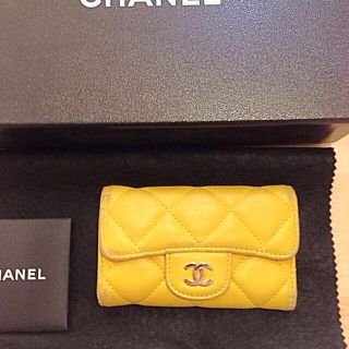 シャネル(CHANEL)のCHANEL♡6連キーケース♡イエロー(キーホルダー)