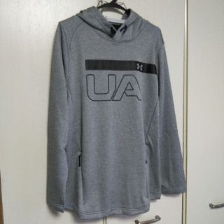 アンダーアーマー(UNDER ARMOUR)の新品！アンダーアーマープルオーバーS(パーカー)