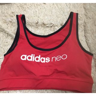 アディダス(adidas)の新品★adidas neoスポーツブラ パッド入り 赤 レッド(トレーニング用品)