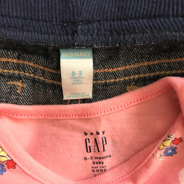 babyGAP(ベビーギャップ)のロンパースとデニムスカート キッズ/ベビー/マタニティのベビー服(~85cm)(ロンパース)の商品写真