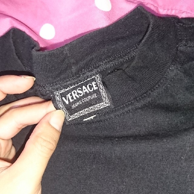 VERSACE(ヴェルサーチ)のversace 古着 ティシャツ 専用 明日まで。 メンズのトップス(Tシャツ/カットソー(半袖/袖なし))の商品写真