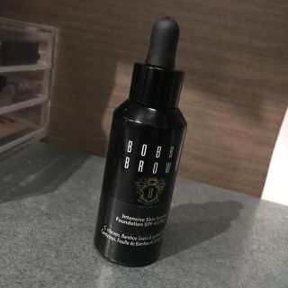 ボビイブラウン(BOBBI BROWN)の【海月様専用】BOBBI BROWN ファンデーション 0.5(ファンデーション)