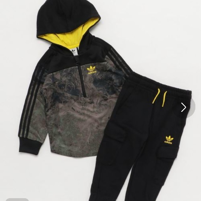 adidas(アディダス)のアディダス カモフラセットアップ キッズ/ベビー/マタニティのキッズ服男の子用(90cm~)(その他)の商品写真