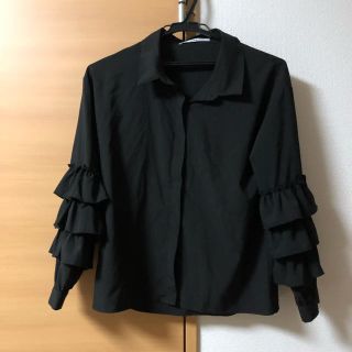 ザラ(ZARA)の新品♦︎フリルシャツ♦︎ZARA(シャツ/ブラウス(長袖/七分))