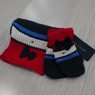 トミーヒルフィガー(TOMMY HILFIGER)のまふまり様 新品タグ付 トミーTOMMY  キッズ マフラー 手袋セット 女の子(手袋)