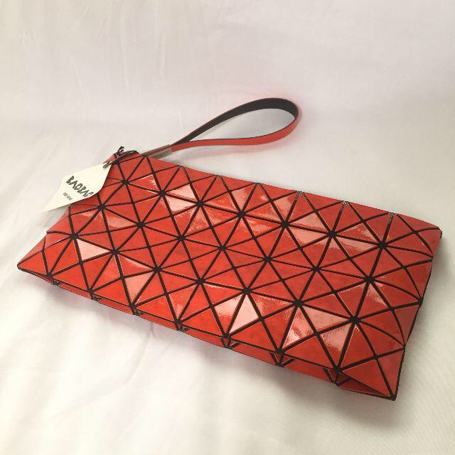 ISSEY MIYAKE(イッセイミヤケ)の★えび様専用★ イッセイミヤケ　BAOBAO クラッチバッグ ポーチ レディースのバッグ(クラッチバッグ)の商品写真