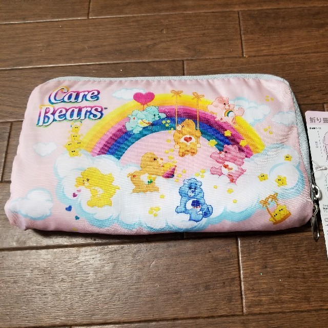 CareBears(ケアベア)のcarebears 折り畳みリュック　ピンク エンタメ/ホビーのおもちゃ/ぬいぐるみ(キャラクターグッズ)の商品写真