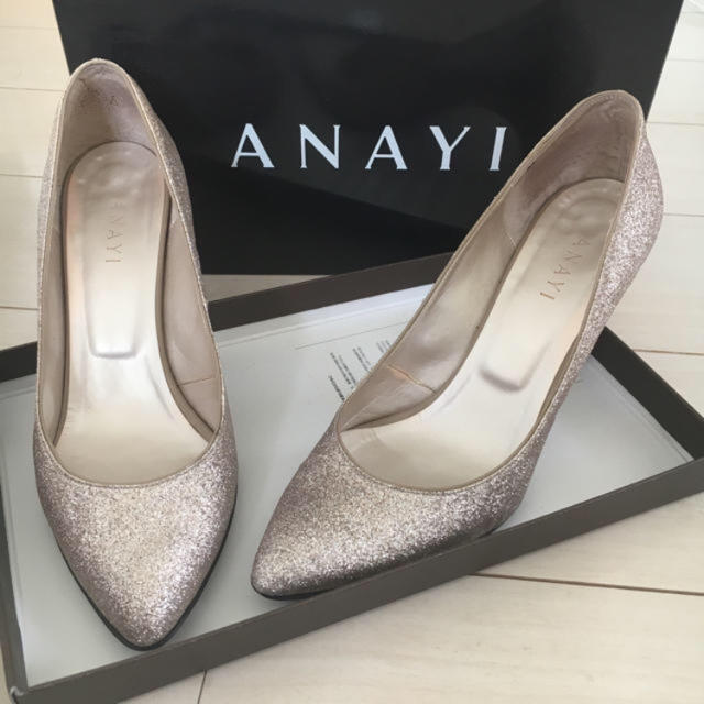 ANAYI(アナイ)のANAYI 24 ベージュゴールド 上品なラメ パーティー 「値下げしました！」 レディースの靴/シューズ(ハイヒール/パンプス)の商品写真