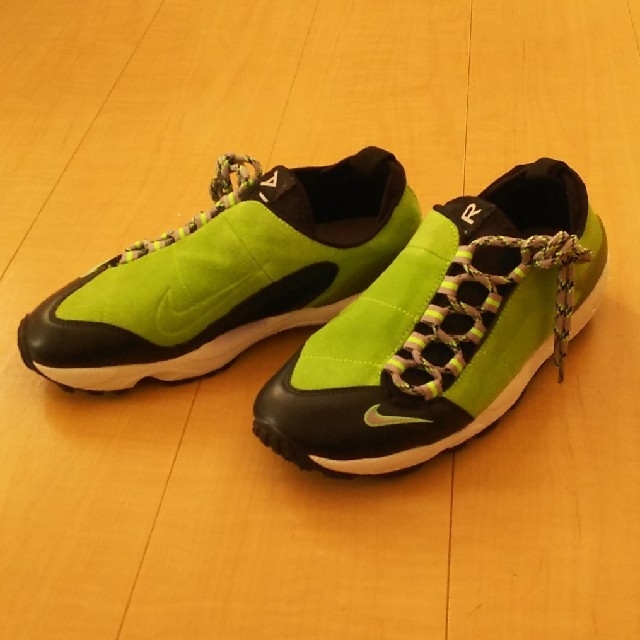 未使用NIKE FOOTSCAPE レディース23