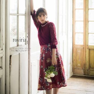 トッコ(tocco)の堀田茜さん着用♡新品♡トッコ♡ エレシックフラワープリントラップ風フレアスカート(ひざ丈スカート)